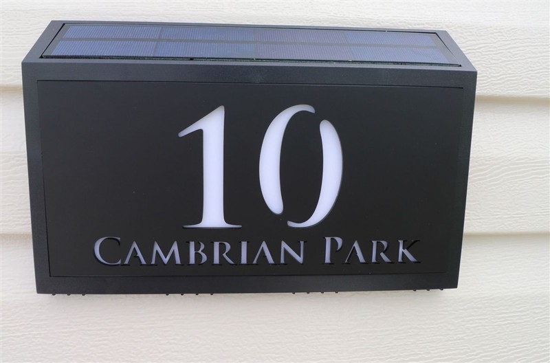 10 Cambrian Park, Pwllheli, Penrhyn Llyn (Llyn Peninsula) sleeps 8 people