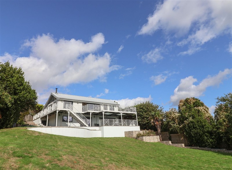 13 Downside Close, Charmouth, Dorset has a hot tub