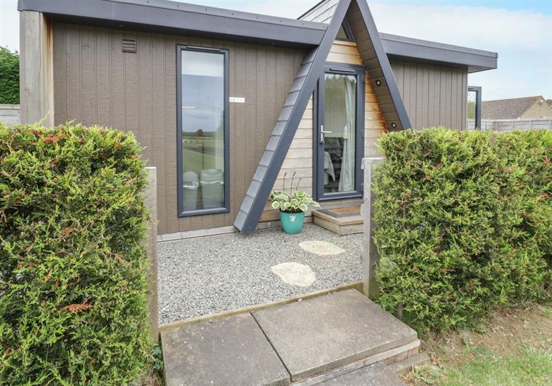 Alstroemeria, Bretforton near Evesham, Worcestershire has a hot tub