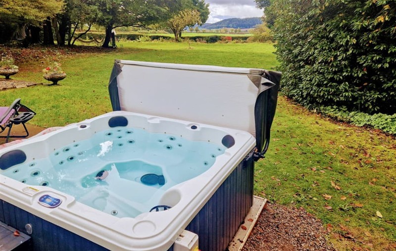 Badger Manor, Ross-on-Wye sleeps 12 people