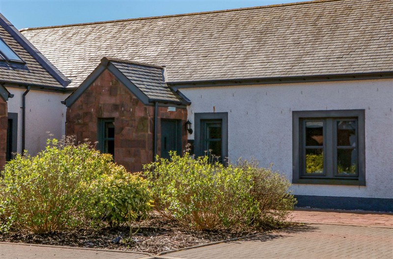 Ballaganlea, Balloch, Loch Lomond and The Trossachs National Park sleeps 6 people