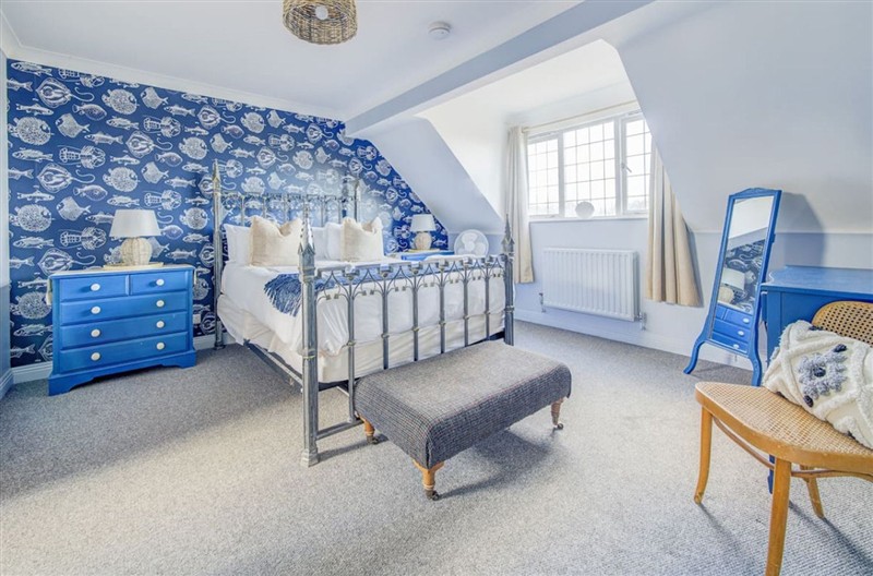 Big Cameo, , New Forest National Park sleeps 10 people