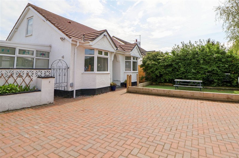 Branwen, Talacre, Flintshire sleeps 8 people