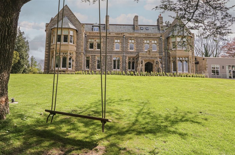 Brettargh Holt Mansion Sleeping 32, Brettargh Holt near Levens, Cumbria sleeps 32 people