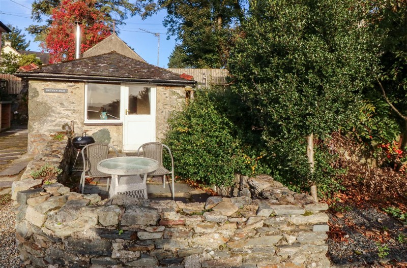 Bwthyn Bach, Pentrefelin, Gwynedd sleeps 2 people