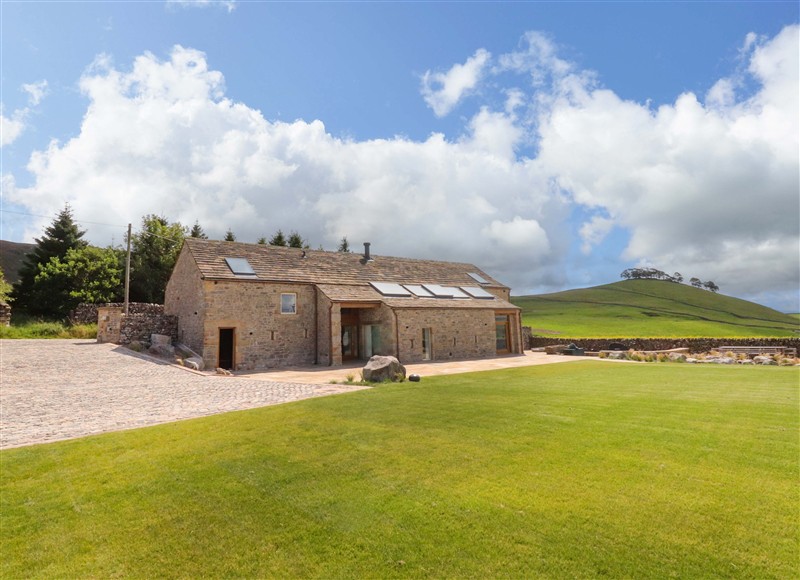 Carden Laithe Barn, Cracoe, Yorkshire Dales sleeps 10 people