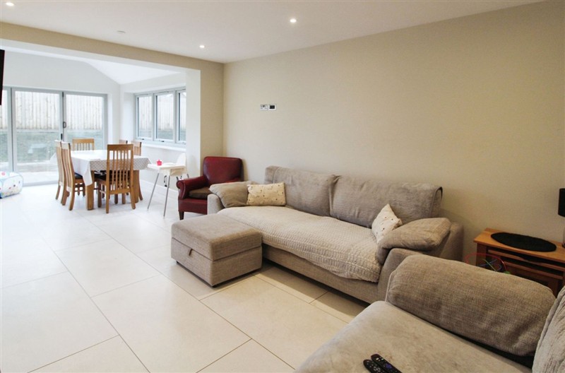 Cefn Coed, Presteigne, Powys sleeps 10 people