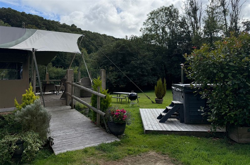 Ceri, near Newcastle Emlyn, Ceredigion sleeps 6 people