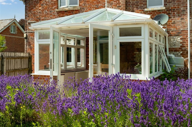 Charming Countryside Cottage, Blandford Forum, Dorset sleeps 8 people