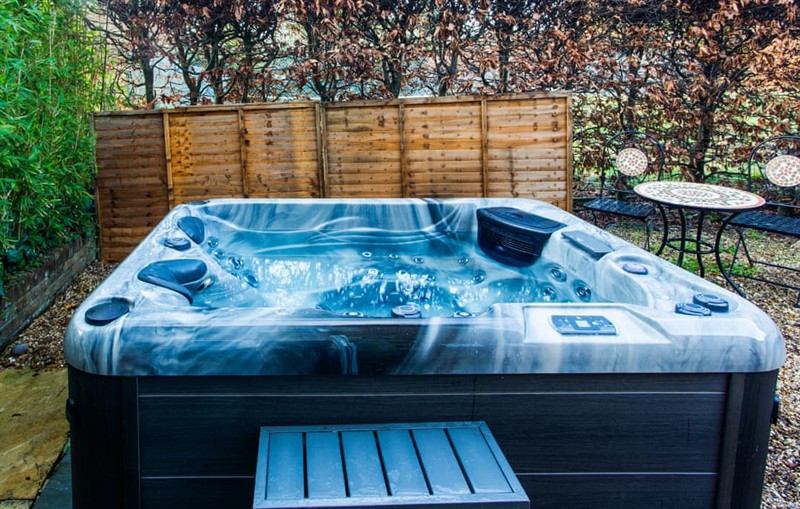 Downwood - Cosy Annexe, Near Blandford Forum sleeps 2 people