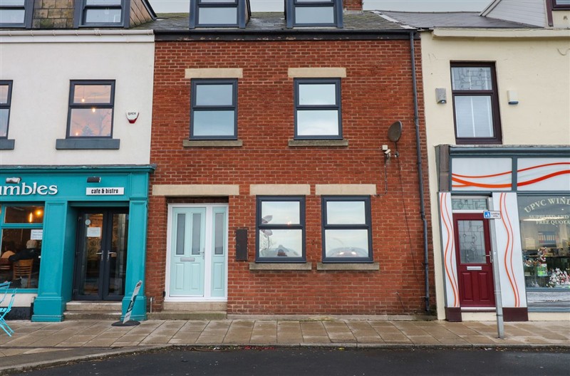 Elevens Tide, Seaham, Yorkshire Dales - North sleeps 6 people