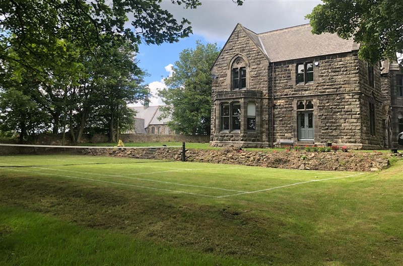 Flaxstead Grange, Newbottle, Tyne and Wear sleeps 10 people