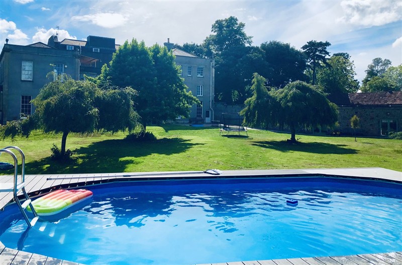 Frenchay Park House, Bristol, Gloucestershire sleeps 14 people