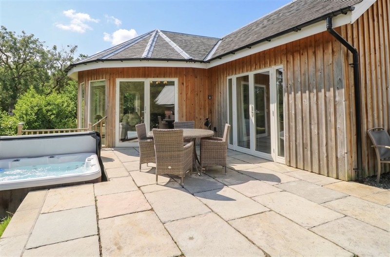 Glen Lochay Lodge, Killin, Stirling sleeps 6 people