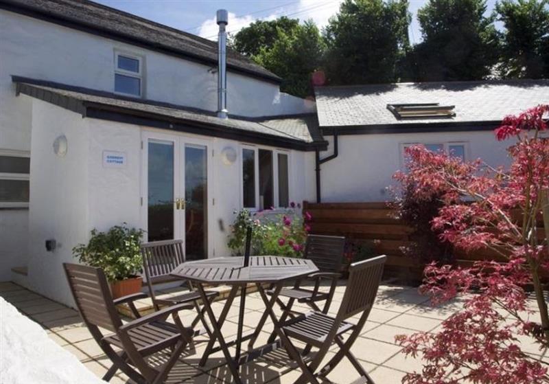 Godrevy Cottage, Hayle, Cornwall has a hot tub