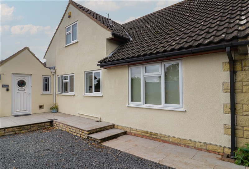 Harran, Peopleton, Worcestershire sleeps 8 people