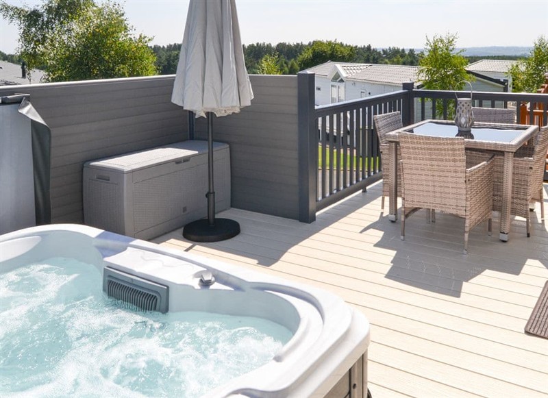 Herdwick Lodge, Swarland, near Morpeth has a hot tub