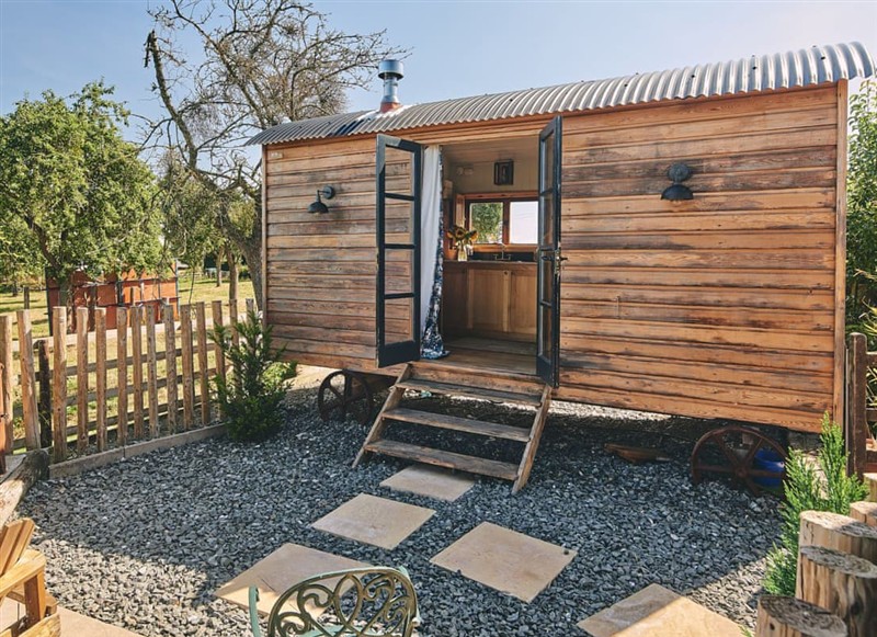 Hill Calf, Leominster has a hot tub