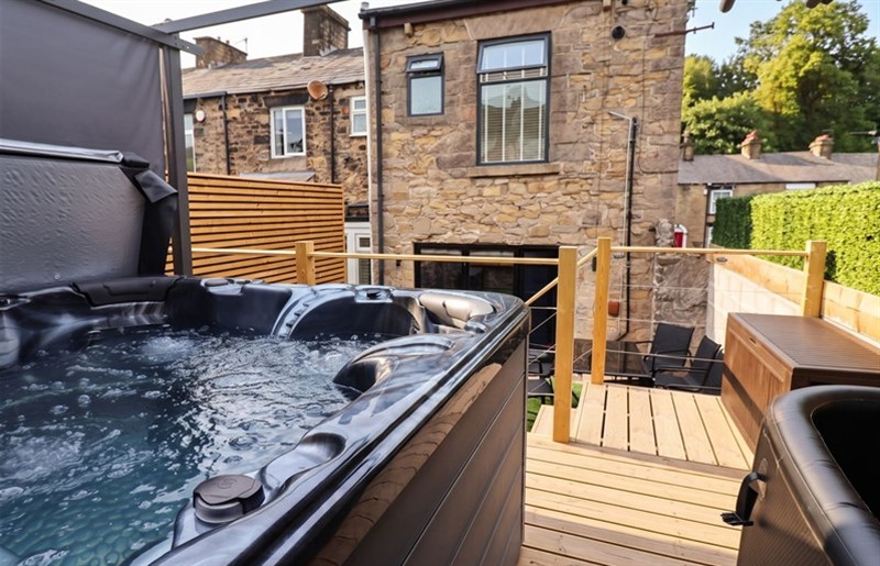 The hot tub at 2 Makant Street, Manchester, Greater Manchester