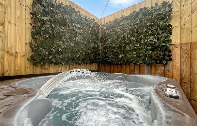 The hot tub at Big Cameo, , New Forest National Park