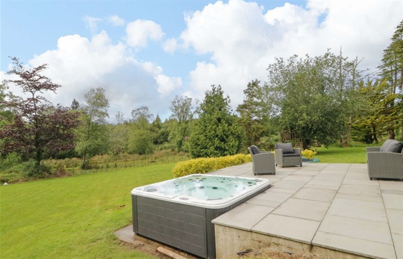 The hot tub at Cro na Coille, near Ballyshannon, County Donegal