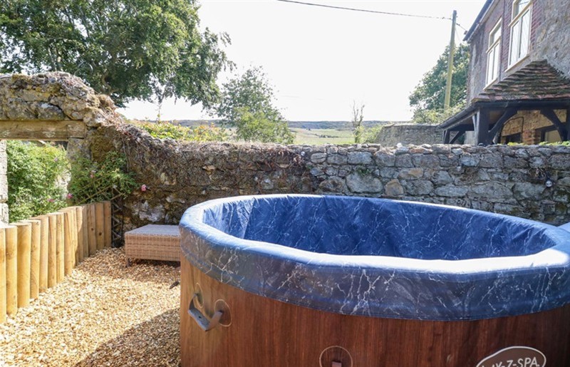 The hot tub at Glebe Garth, Chale near Niton, Isle of Wight
