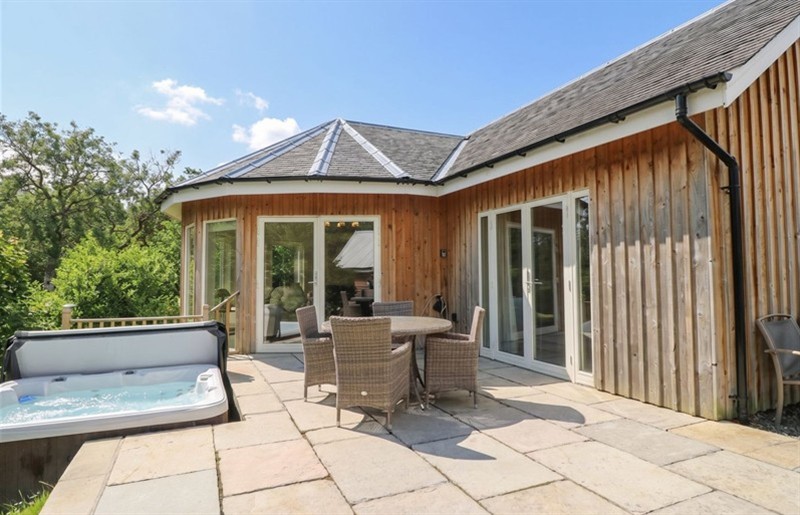 The hot tub at Glen Lochay Lodge, Killin, Stirling