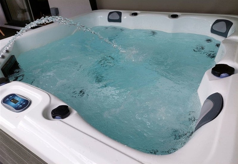The hot tub at Little Dunley Cottages - Hazel, Bovey Tracey