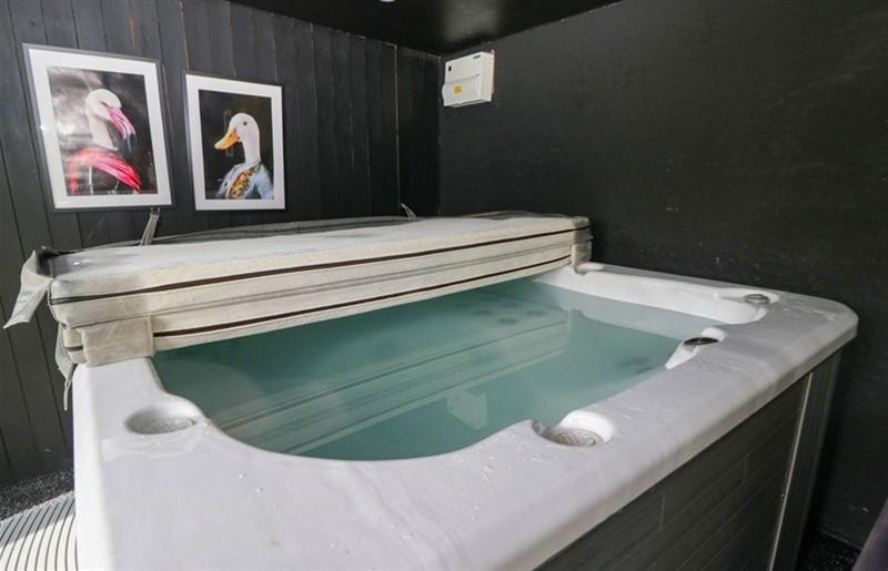 The hot tub at Llanfarach Farmhouse, near Pontyclun, Rhondda Cynon Taf