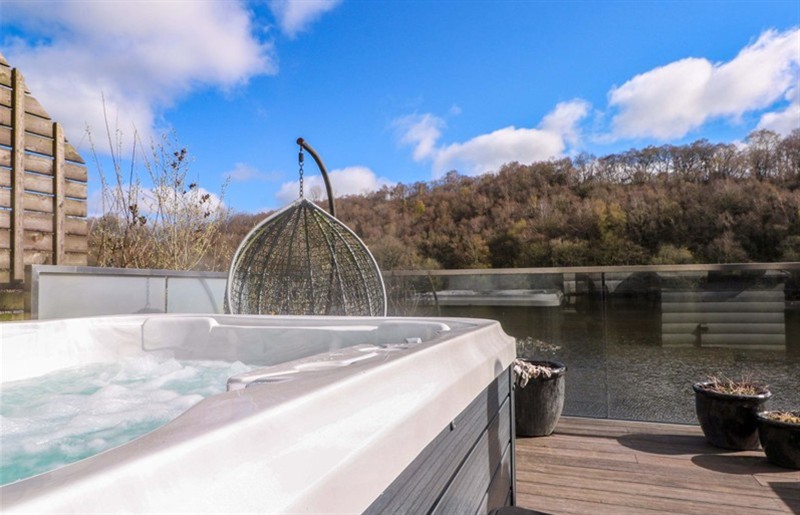 The hot tub at The Bothy, Leek, Staffordshire