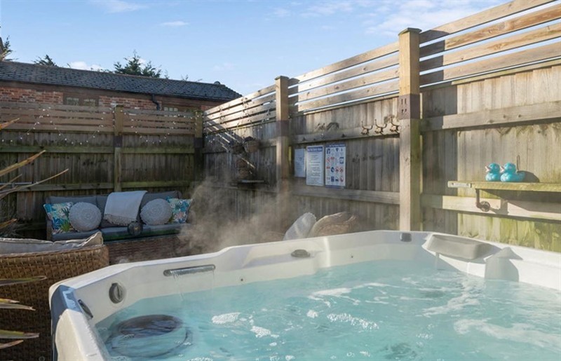 The hot tub at The Forge barn, Downton, Hampshire, Hampshire