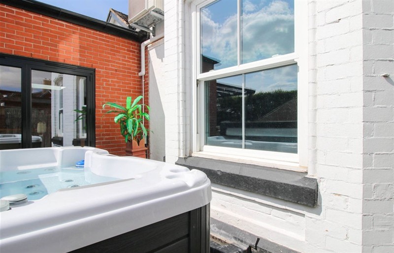 The hot tub at The Lodge, Shawbury, Shropshire