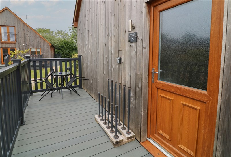 James Ville Marina Lodge 14, Brigg, Lincolnshire sleeps 6 people