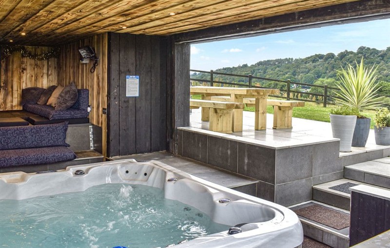 Lake View, Rudyard Lake sleeps 10 people