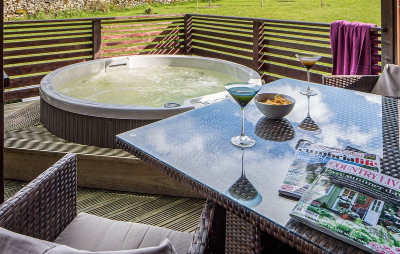 Lapwing Lodge, Ravenstonedale, near Kirkby Stephen sleeps 6 people