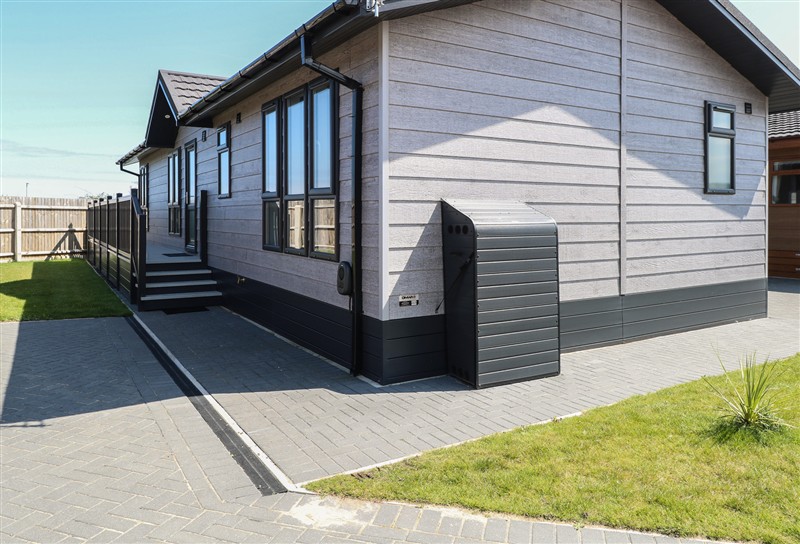 Life's a Beach, Bacton, Norfolk sleeps 4 people