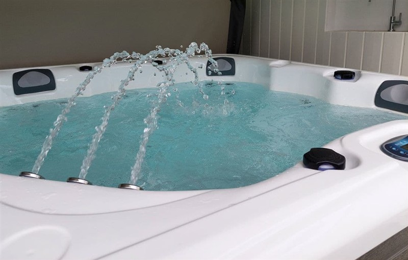 Little Dunley Cottages - Willow, Bovey Tracey sleeps 2 people