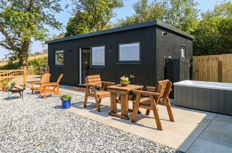 Little Folley, Whitestone near Tedburn St Mary, Devon sleeps 2 people
