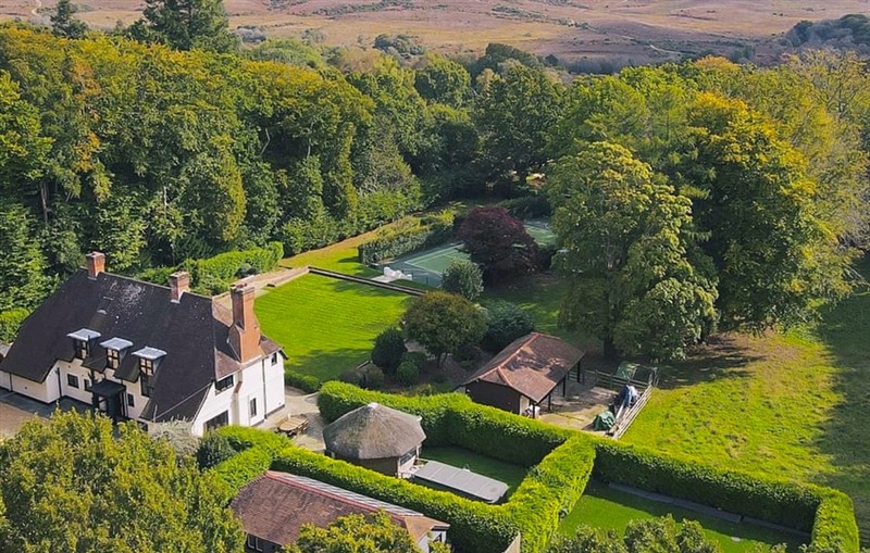 Little Picket, Ringwood sleeps 12 people