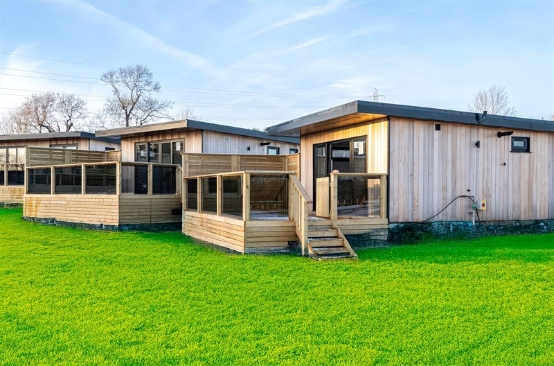 Lovebird Lodge, Yarm, North East England sleeps 2 people