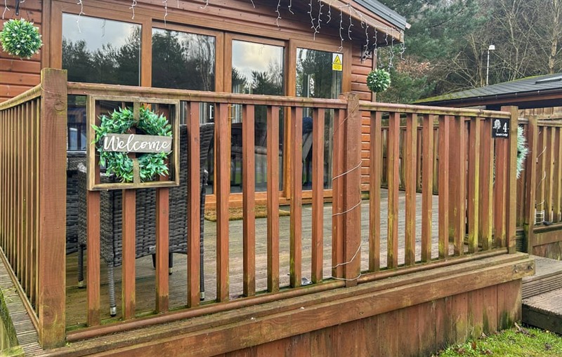 Lucas's Lodge, Felmoor Holiday Park sleeps 4 people