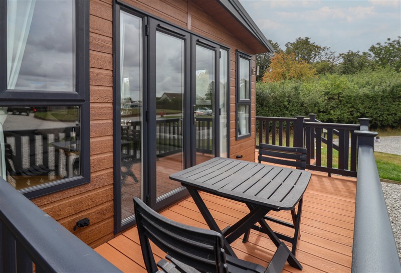 Meadows Park 1, Great Hatfield near Hornsea, East Riding of Yorkshire sleeps 4 people