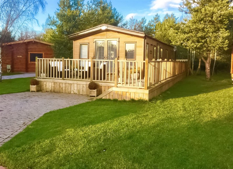 Mia’s Place, Felton, near Morpeth has a hot tub