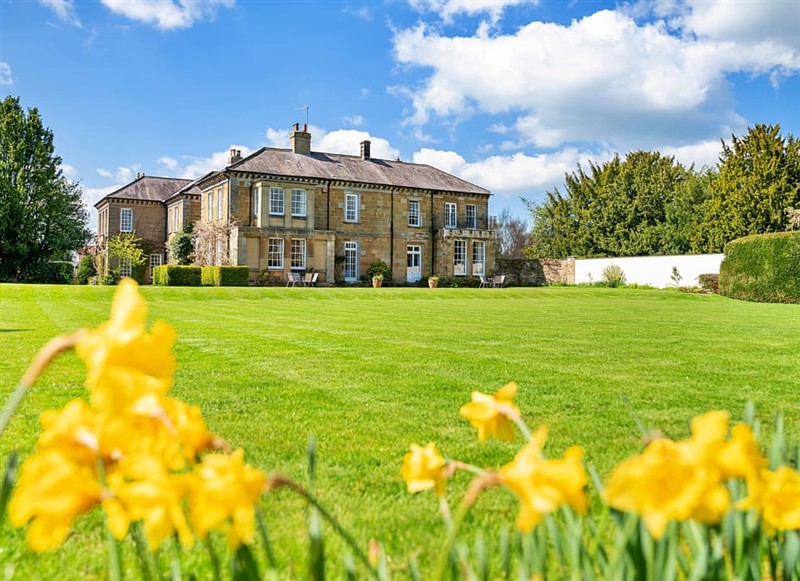 Millstream Cottage, Thirsk has a hot tub