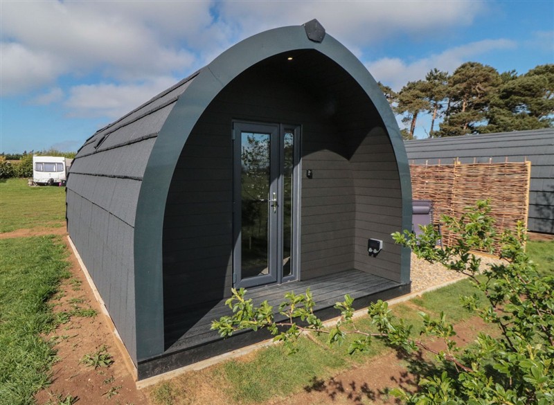 Natures Nest, near Rillington, North Yorkshire has a hot tub