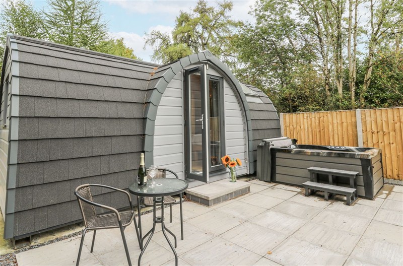 Oak View, Rhayader, Powys sleeps 2 people