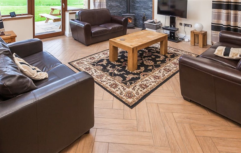 One Eden Cottage, Linlithgow sleeps 7 people