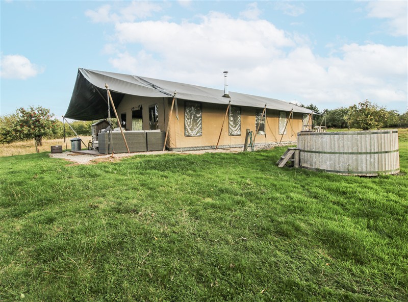 Pear Trees, Bewdley, Worcestershire has a hot tub