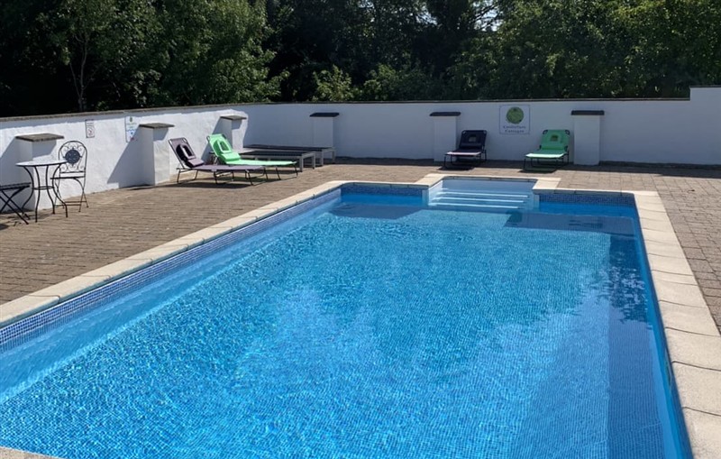 Pen-y-Bryn, Penparc sleeps 2 people