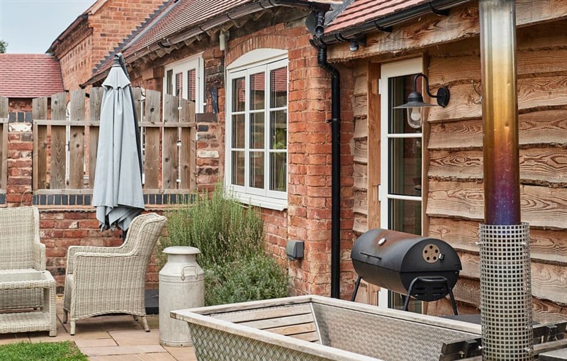 Pickle Lodge, Worcester sleeps 2 people